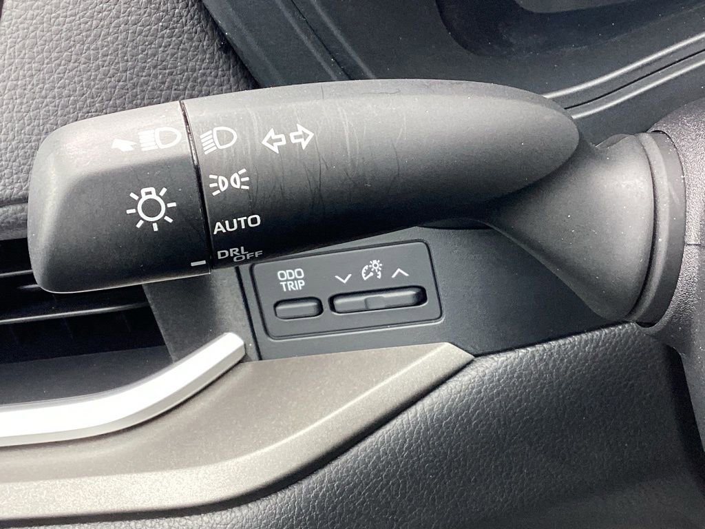 Used 2025 Toyota Grand Highlander AWD image 27