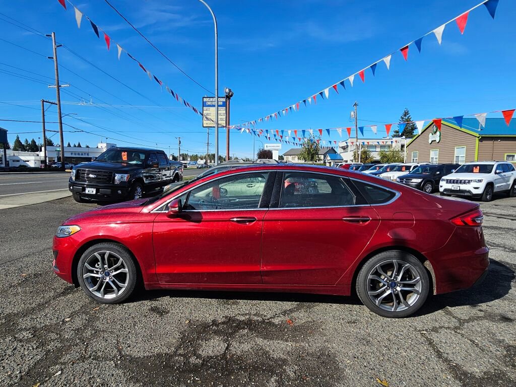 Used 2019 Ford Fusion SEL image 4