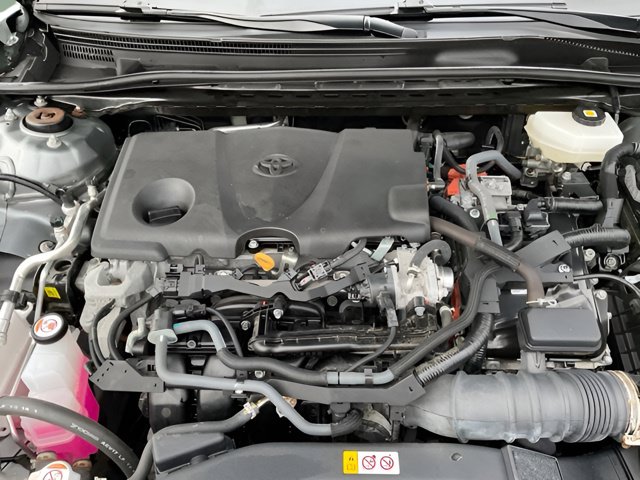 Used 2025 Toyota Camry SE FWD image 21