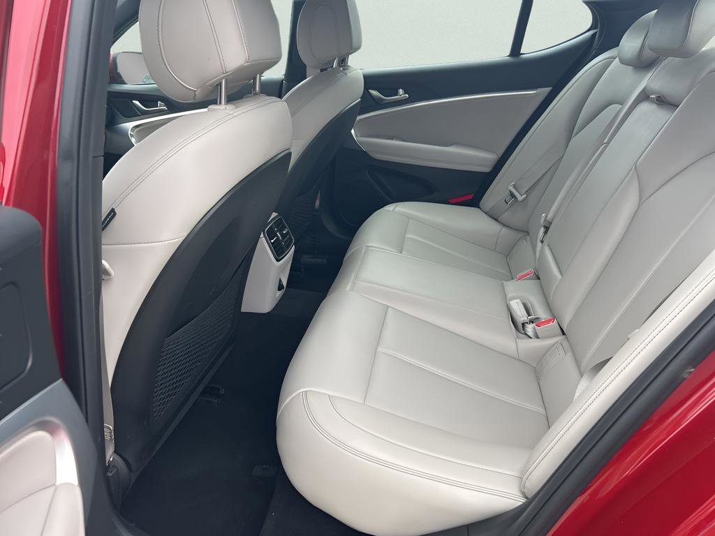 Used 2022 Genesis G70 2.0T image 19