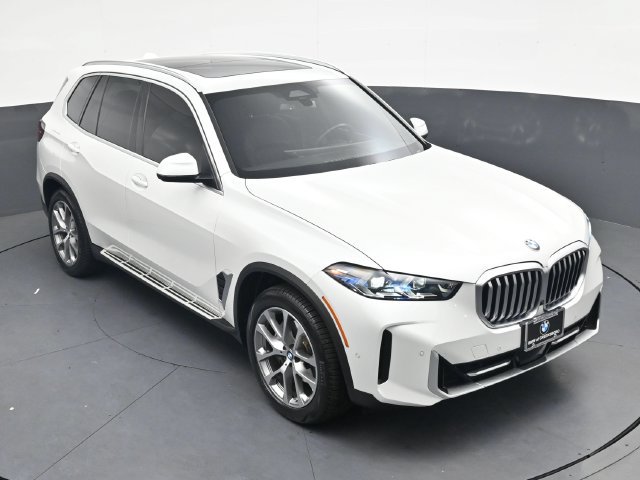 Certified 2024 BMW X5 xDrive40i w/ Premium Package AWD/4WD image 24