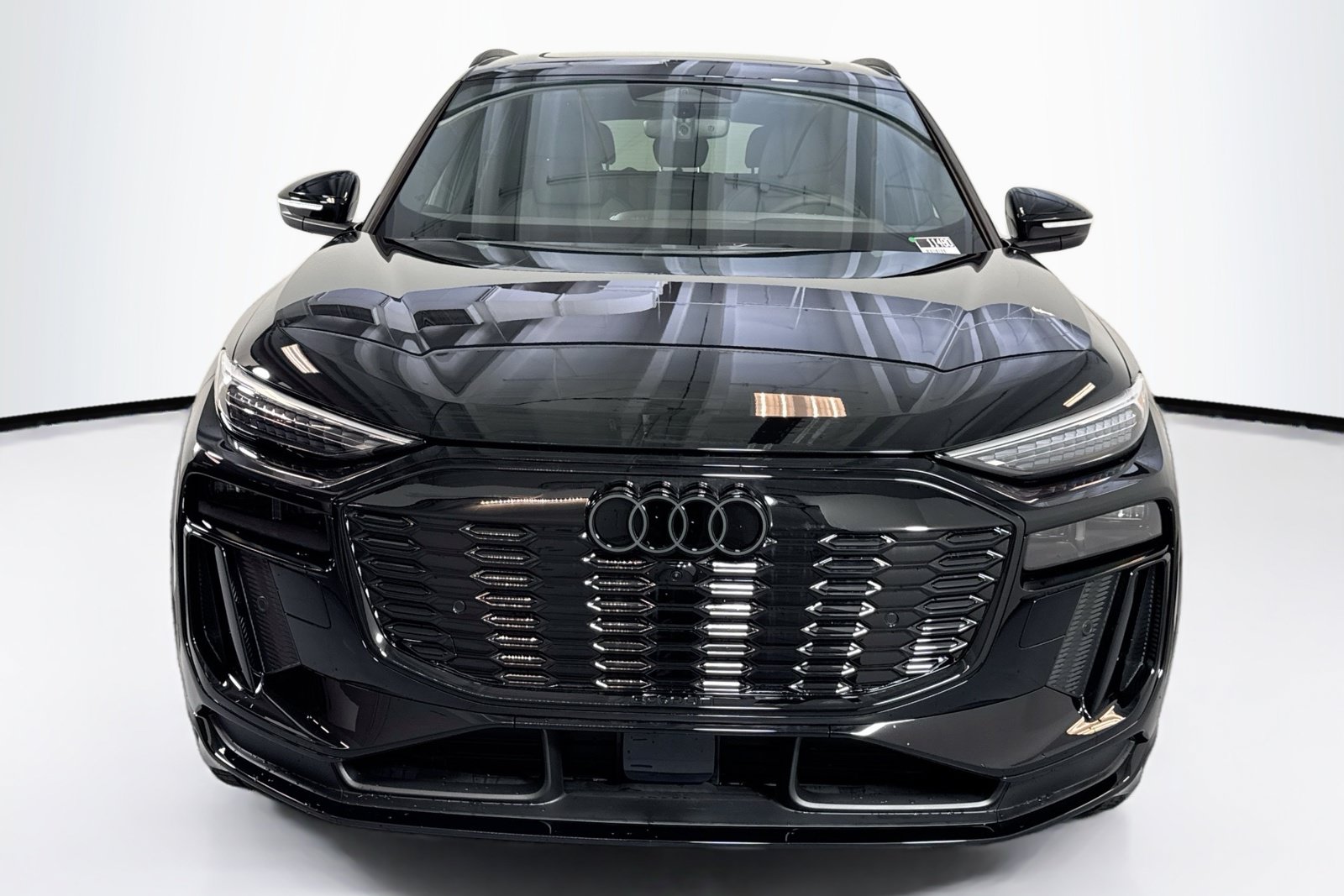 New 2027 Audi Q6 e-tron Premium Plus AWD/4WD image 2