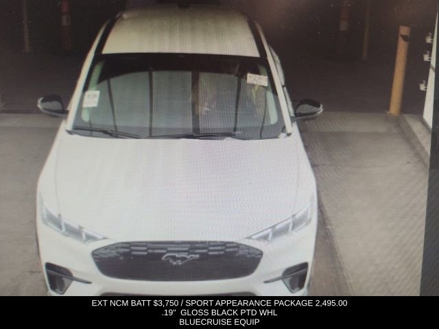 Used 2025 Ford Mustang Mach-E Premium w/ Sport Appearance Package image 6