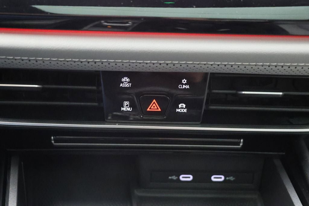 Used 2024 Volkswagen Atlas Cross Sport SEL R-Line AWD/4WD image 25