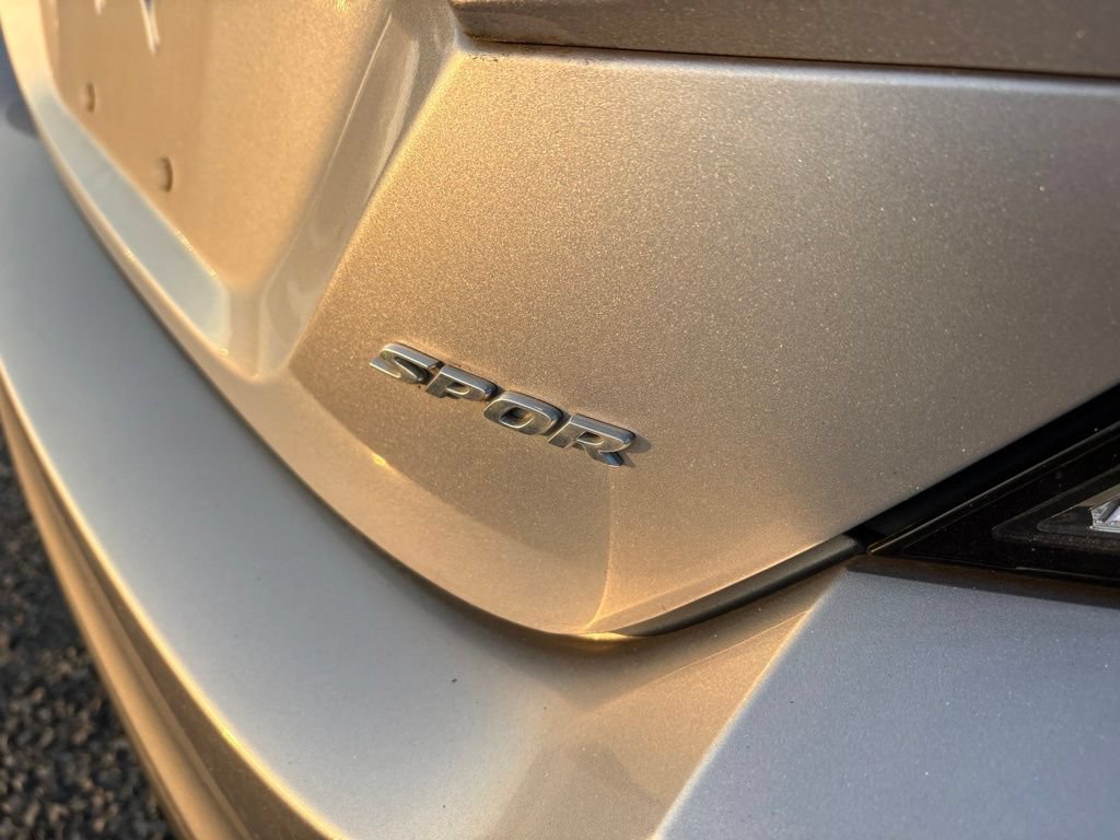 Used 2019 Honda Civic Sport image 4