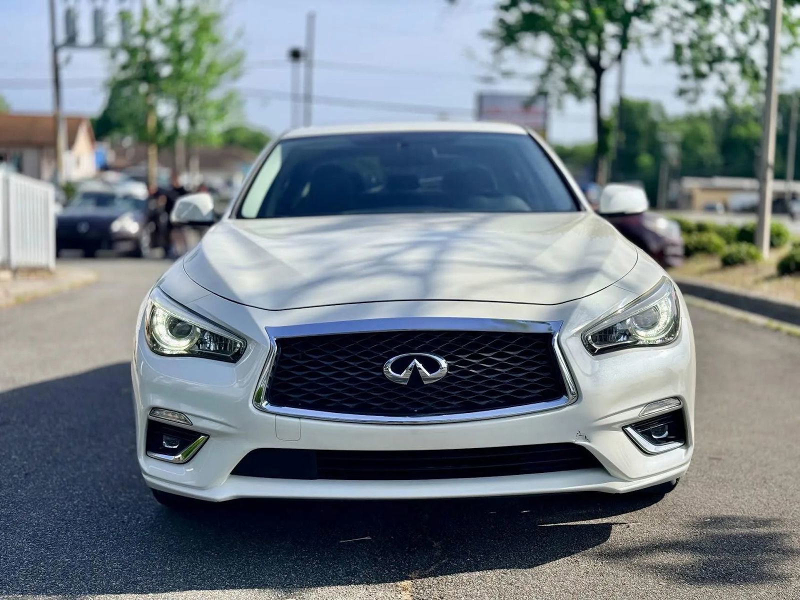 Used 2019 INFINITI Q50 Luxe w/ Cargo Package (L96) RWD image 17