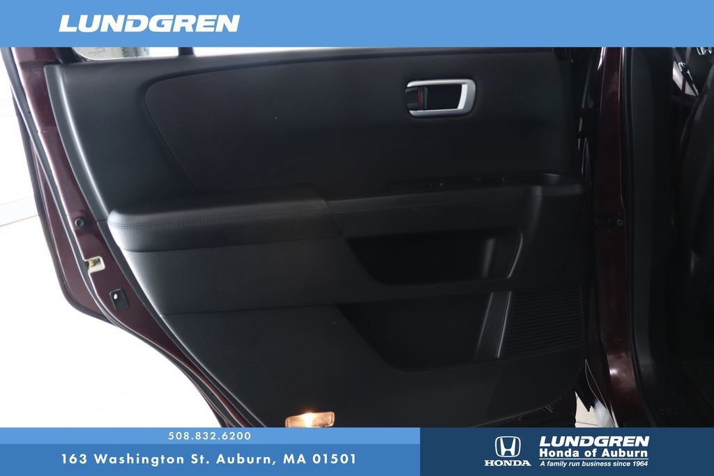 Used 2011 Honda Pilot LX image 12