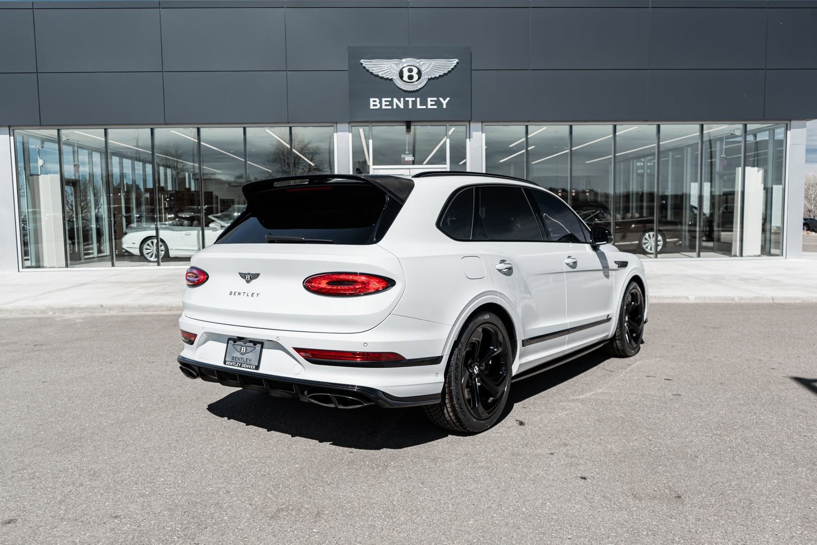 Certified 2022 Bentley Bentayga image 3