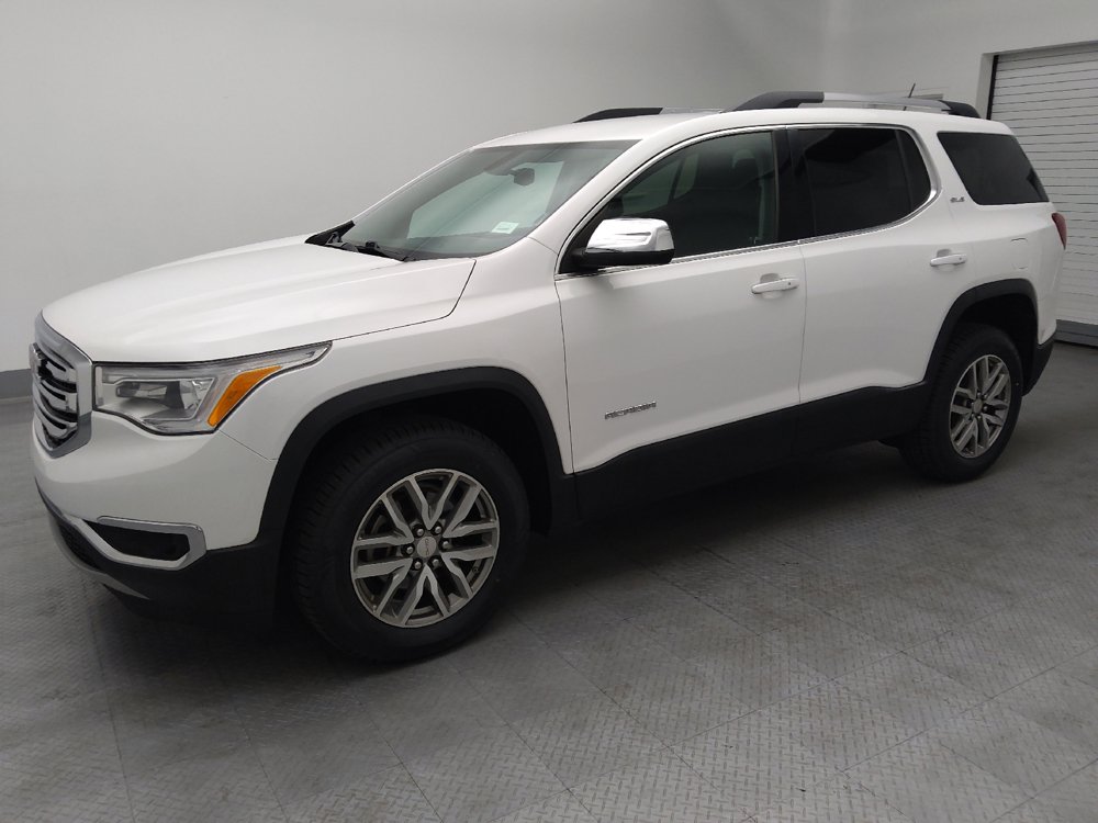 Used 2018 GMC Acadia SLE AWD/4WD image 2