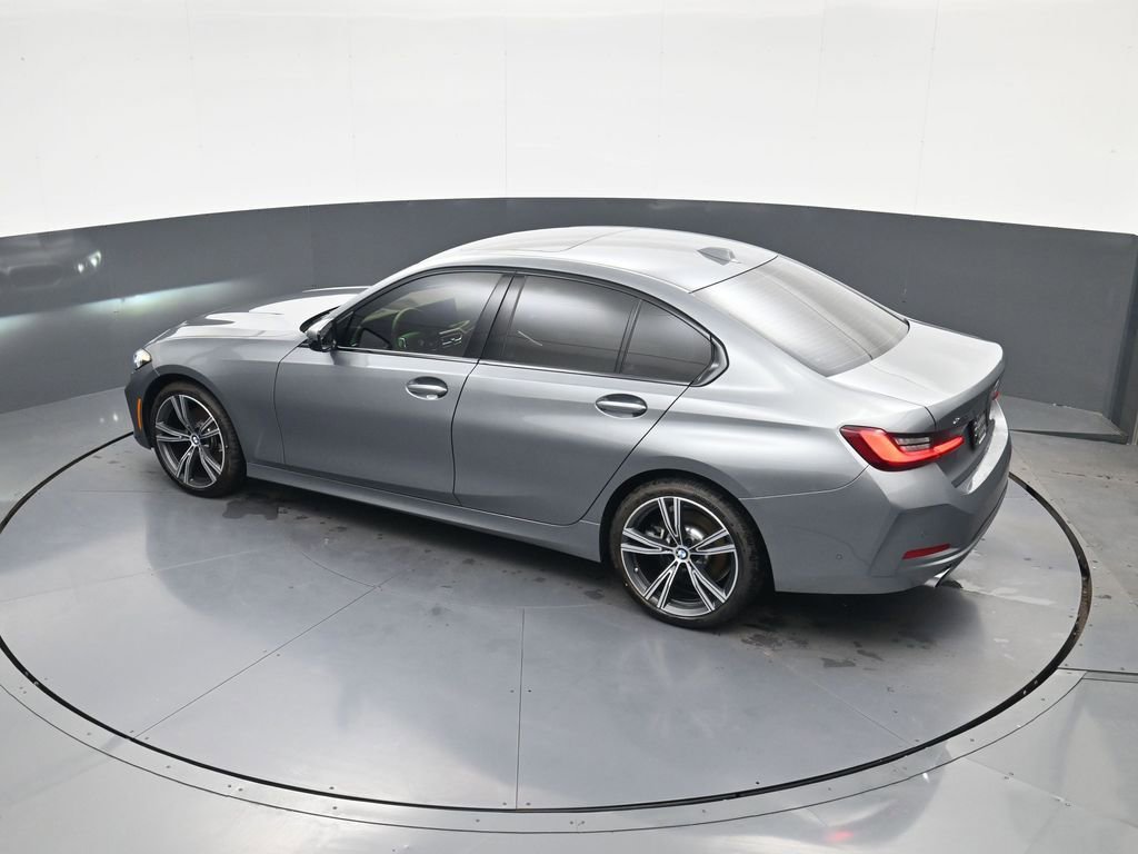 Used 2023 BMW 330i xDrive Sedan w/ Premium Package image 29