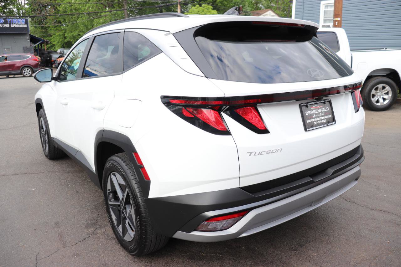 Used 2025 Hyundai Tucson SEL AWD/4WD image 3