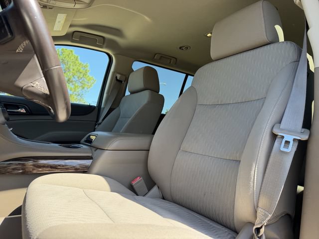 Used 2016 GMC Yukon XL SLE w/ Convenience Package RWD image 4