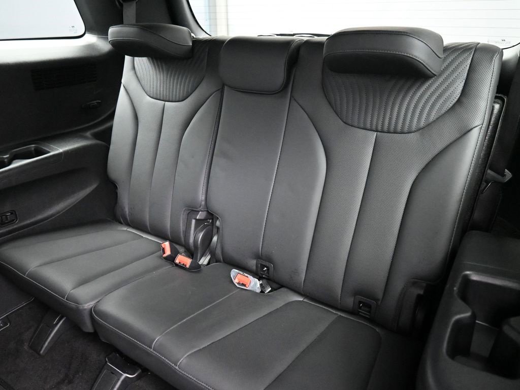 Used 2024 Hyundai Palisade Calligraphy image 21