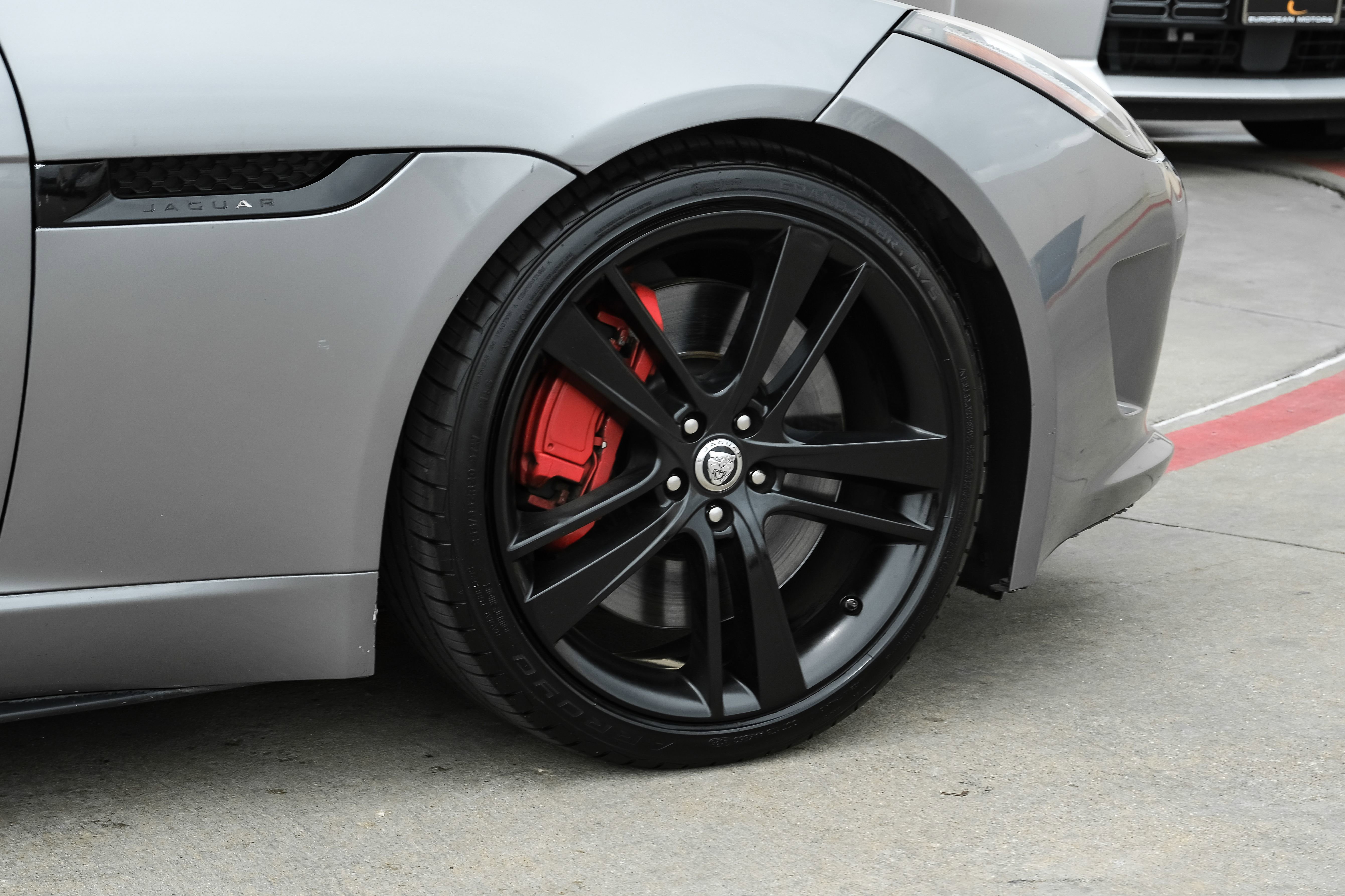 Used 2014 Jaguar F-TYPE S RWD image 43