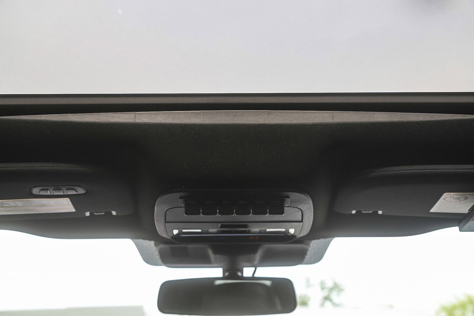 Used 2024 Ford F350 Platinum w/ FX4 Off-Road Package image 14