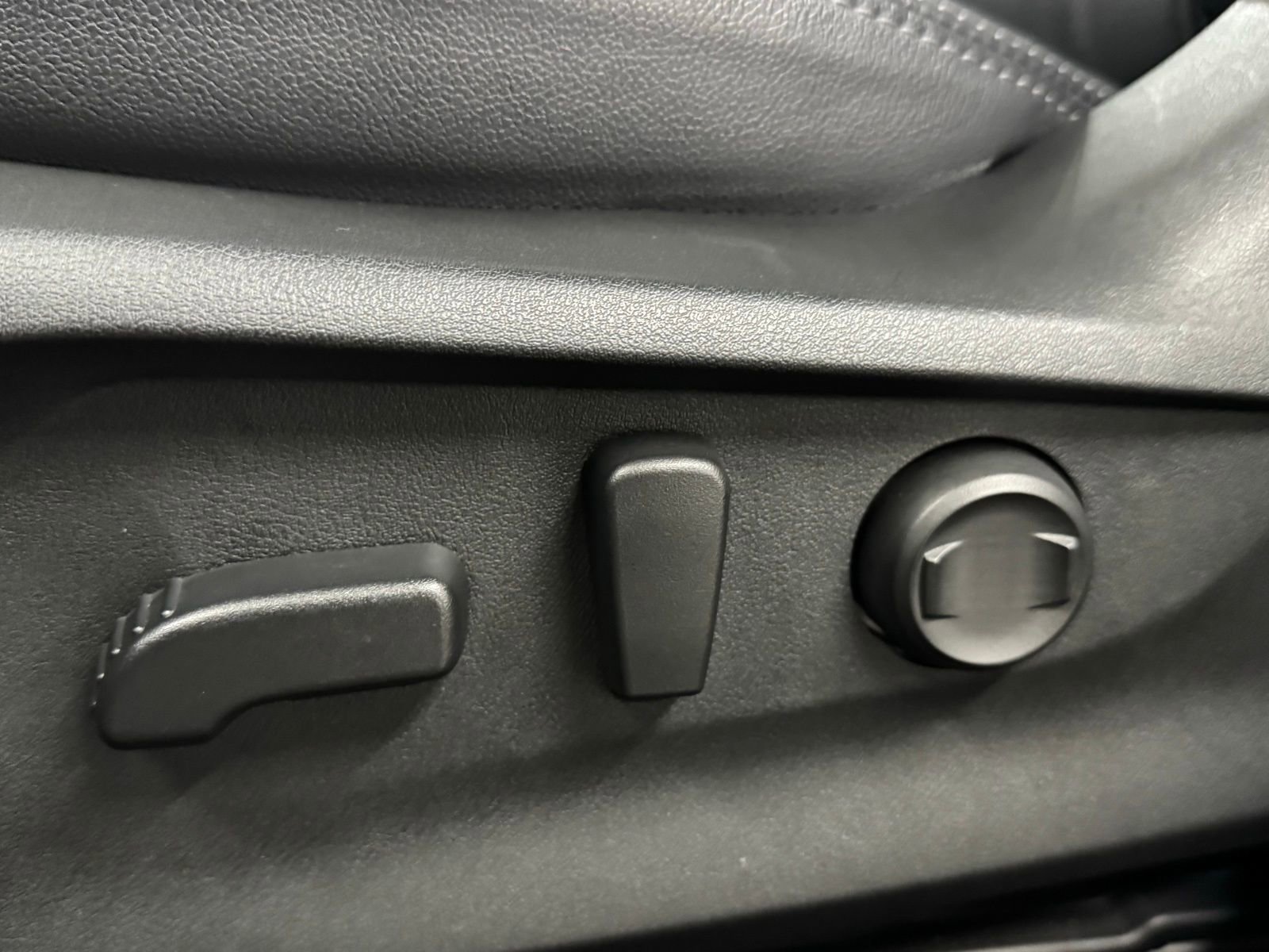 Used 2024 Subaru Forester Limited w/ POP Package 3 image 26