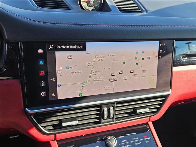 Used 2023 Porsche Cayenne S image 12