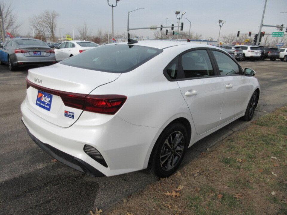 Used 2024 Kia Forte LXS image 5