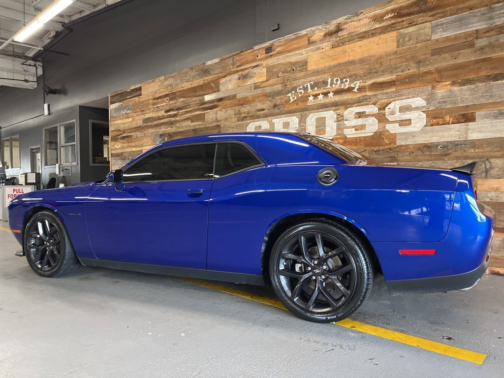 Used 2022 Dodge Challenger R/T w/ Blacktop Package image 21