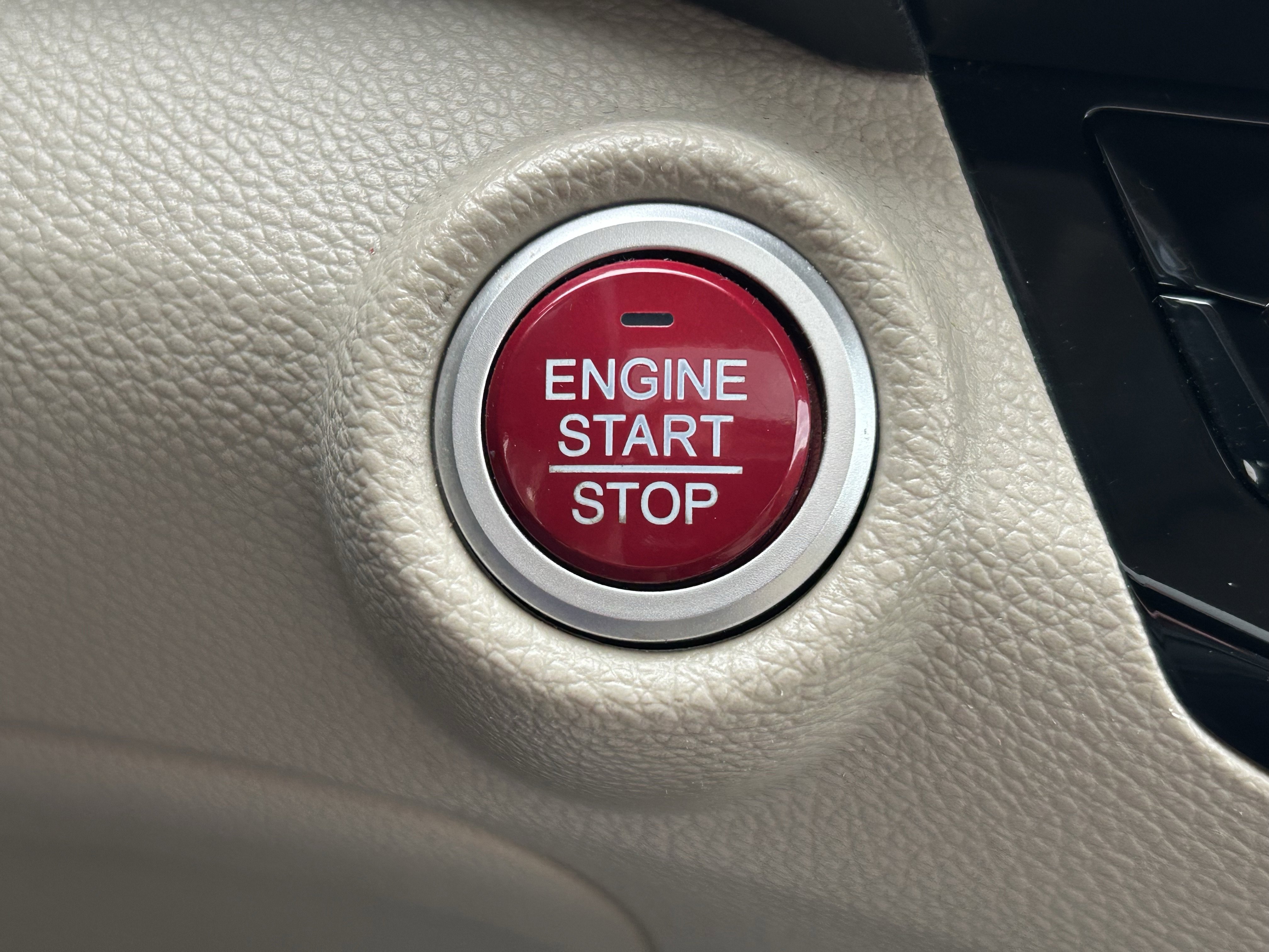 Used 2016 Honda Accord Touring image 15