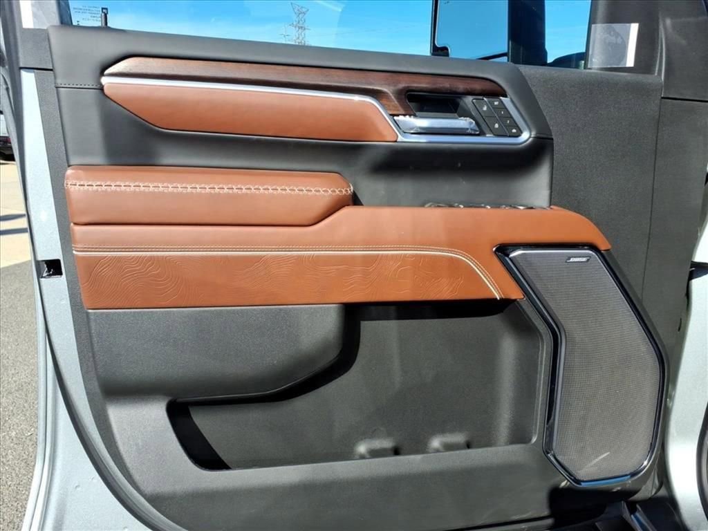 New 2026 GMC Sierra 2500 Denali Ultimate w/ Max Trailering Package image 15