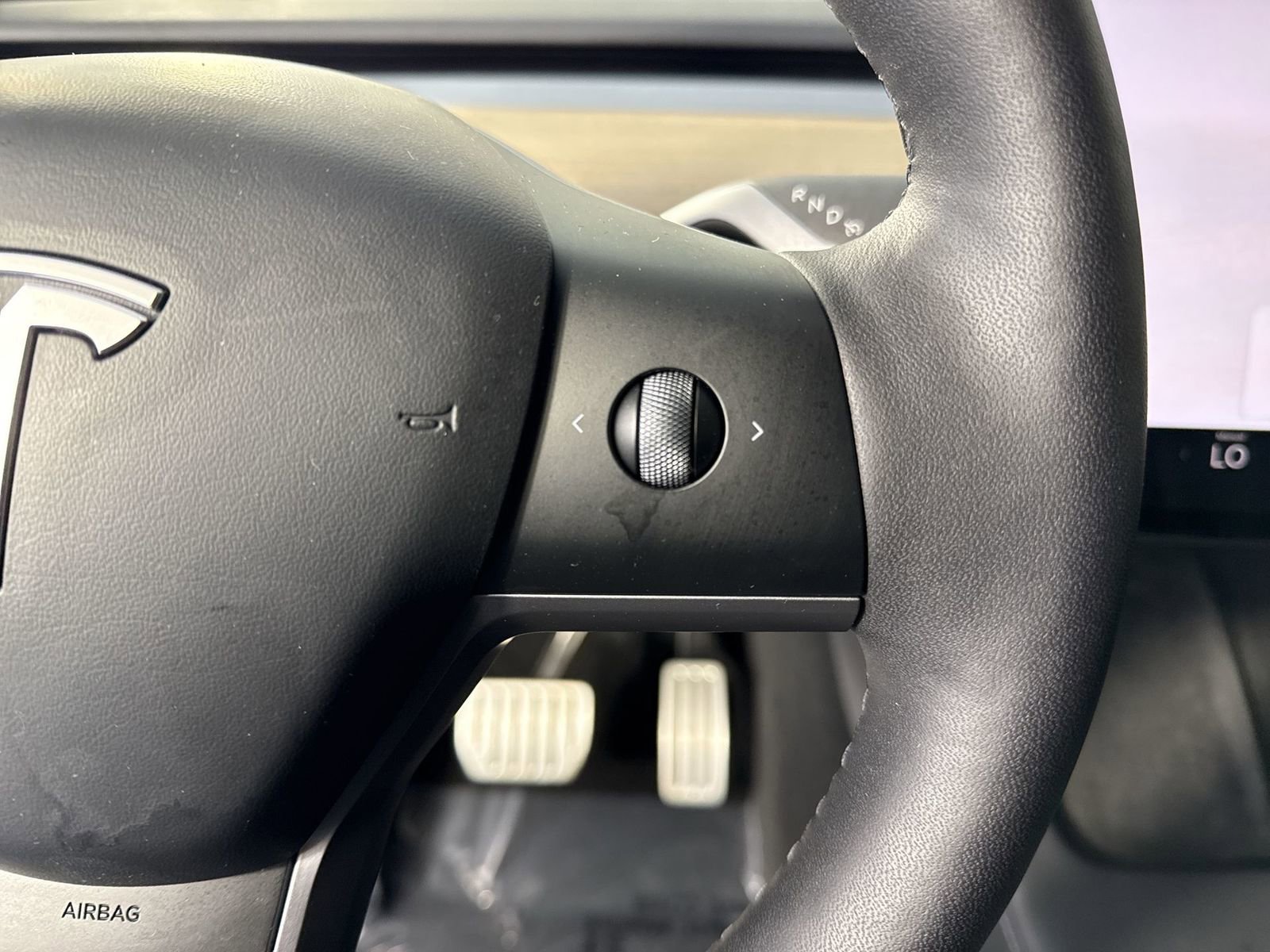 Used 2023 Tesla Model Y Performance image 13