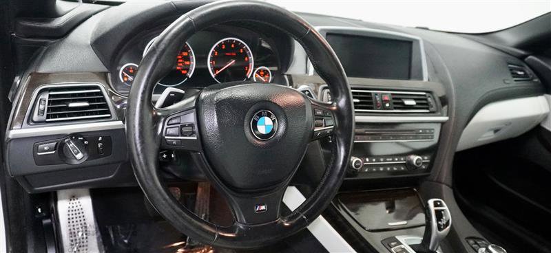 Used 2012 BMW 650i xDrive Convertible image 10