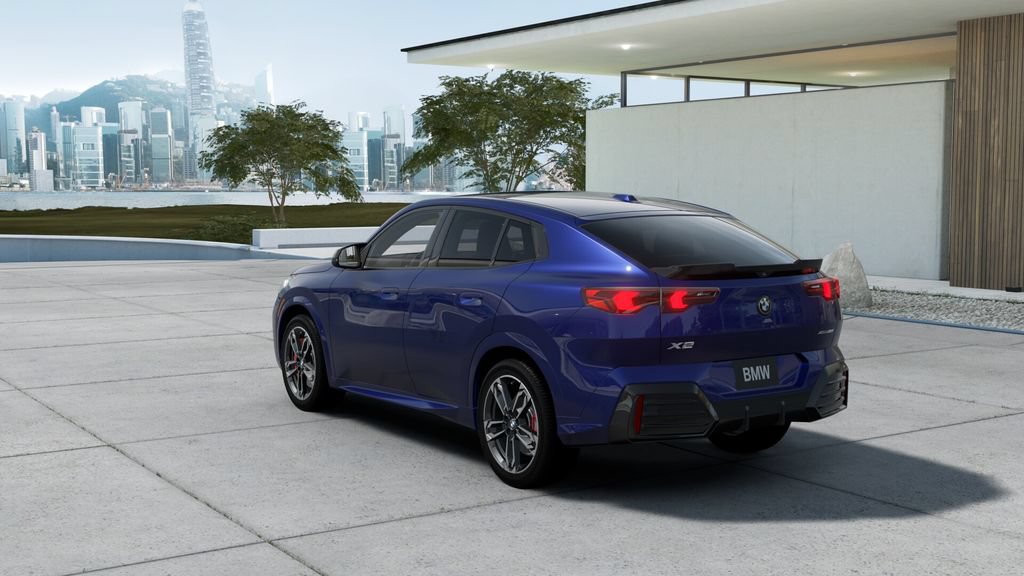 New 2027 BMW X2 xDrive28i AWD/4WD image 2