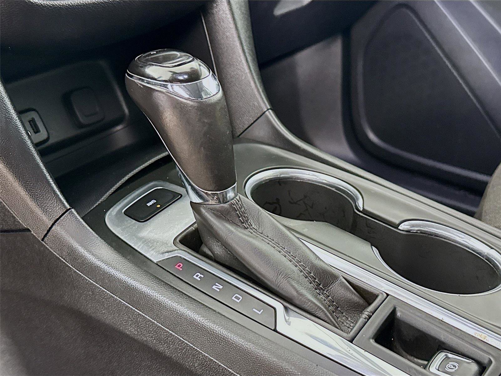 Used 2018 Chevrolet Equinox LT w/ Sun & Infotainment Package image 17