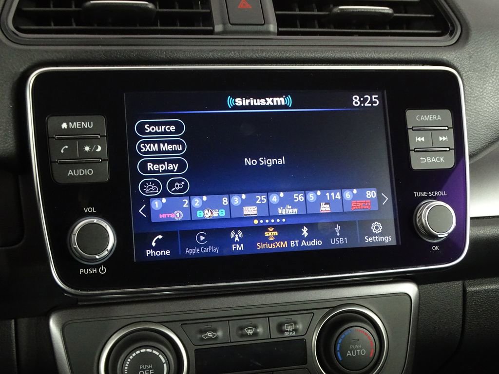 Used 2023 Nissan Leaf S image 32