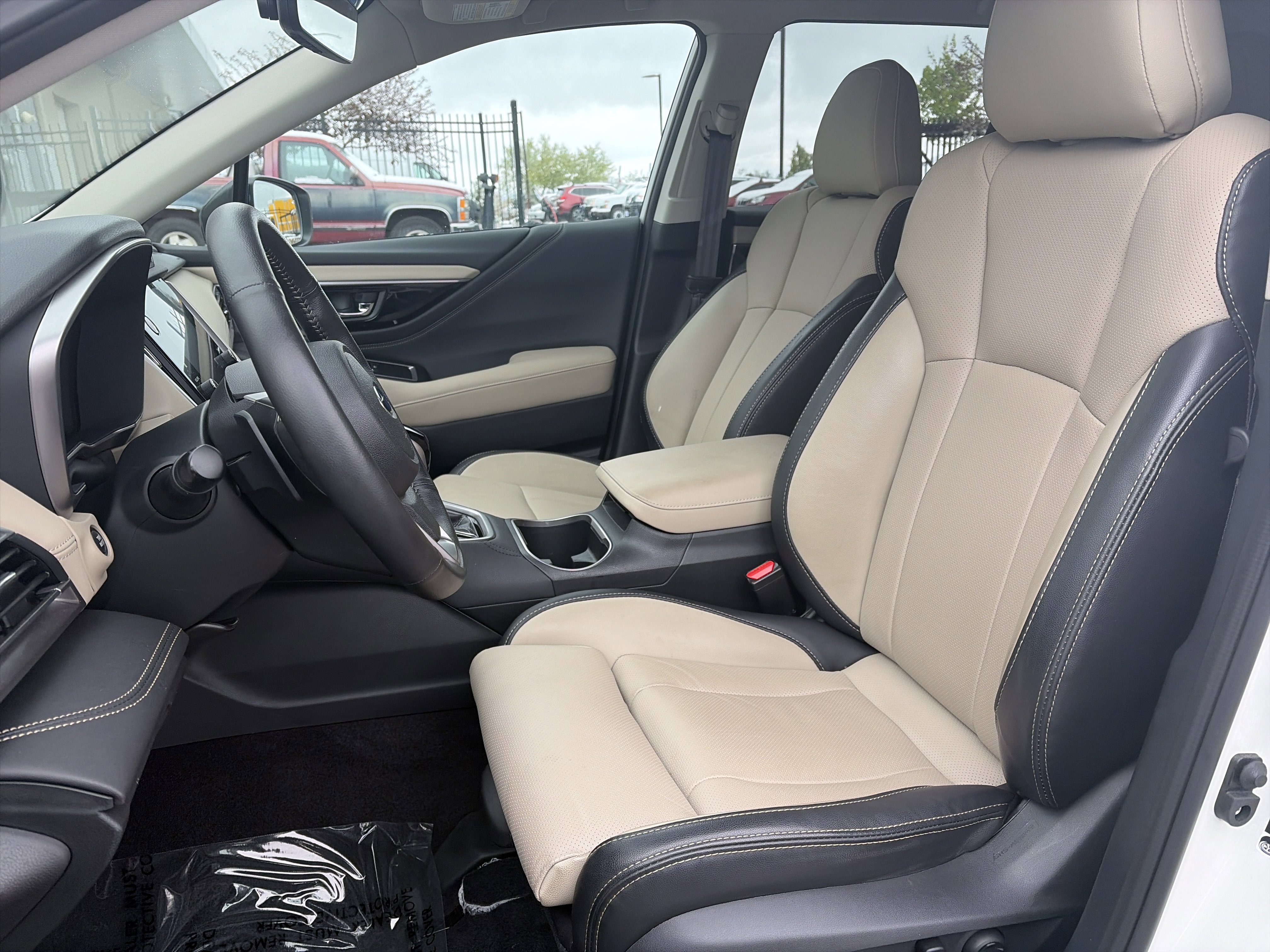 Certified 2025 Subaru Outback Limited w/ Popular Package #2 image 14