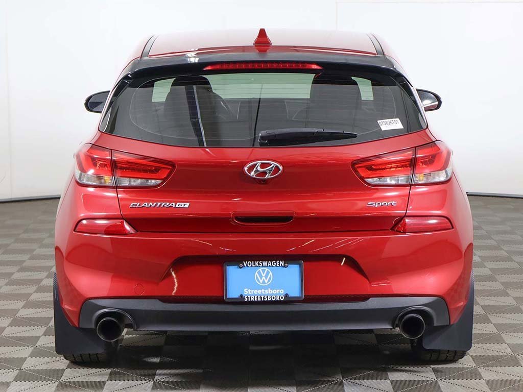 Used 2018 Hyundai Elantra GT Sport image 11