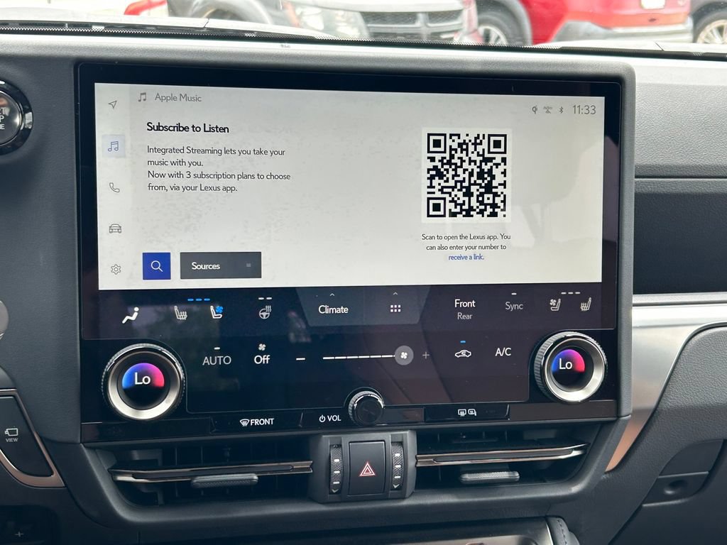 Used 2025 Lexus GX 550 w/ Accessory Package (2T) AWD/4WD image 23