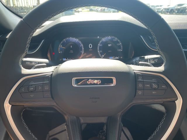 New 2025 Jeep Grand Cherokee Laredo X image 10