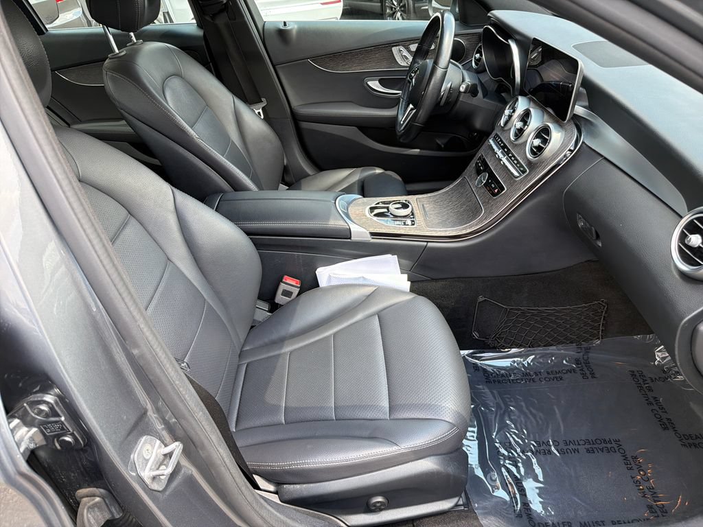 Used 2019 Mercedes-Benz C 300 Sedan w/ Premium Package image 13