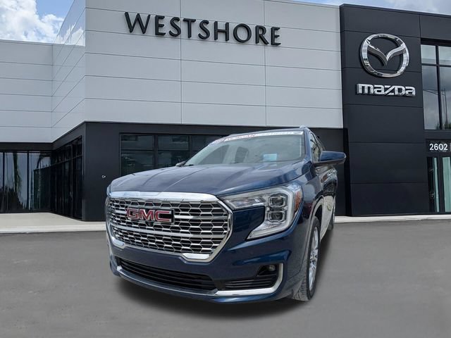 Used 2023 GMC Terrain Denali w/ Denali Premium Package AWD/4WD image 7