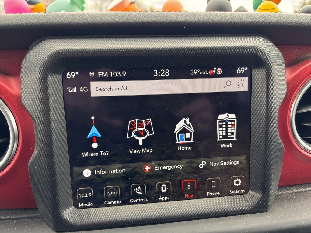 Used 2023 Jeep Gladiator Rubicon w/ LED Lighting Group image 11