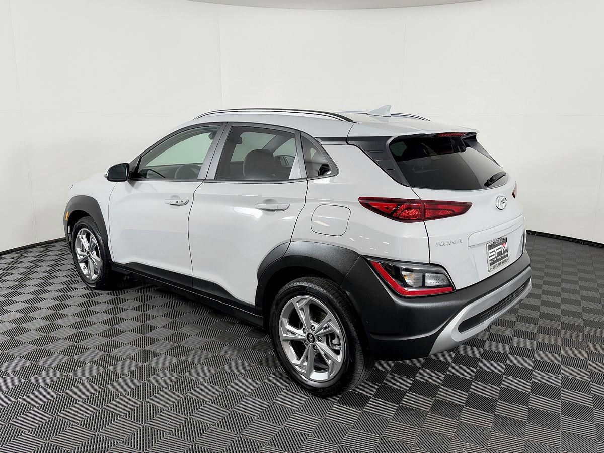 Used 2022 Hyundai Kona SEL AWD/4WD image 16
