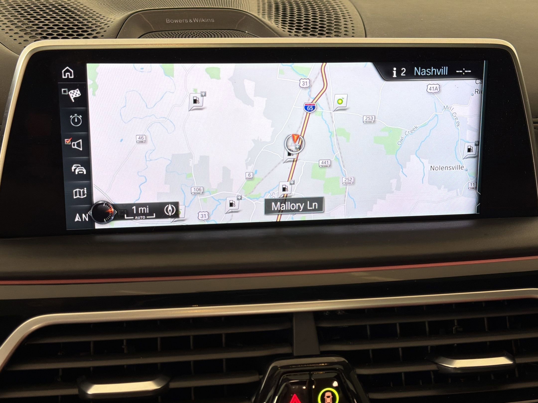 Used 2017 BMW 750i RWD image 25