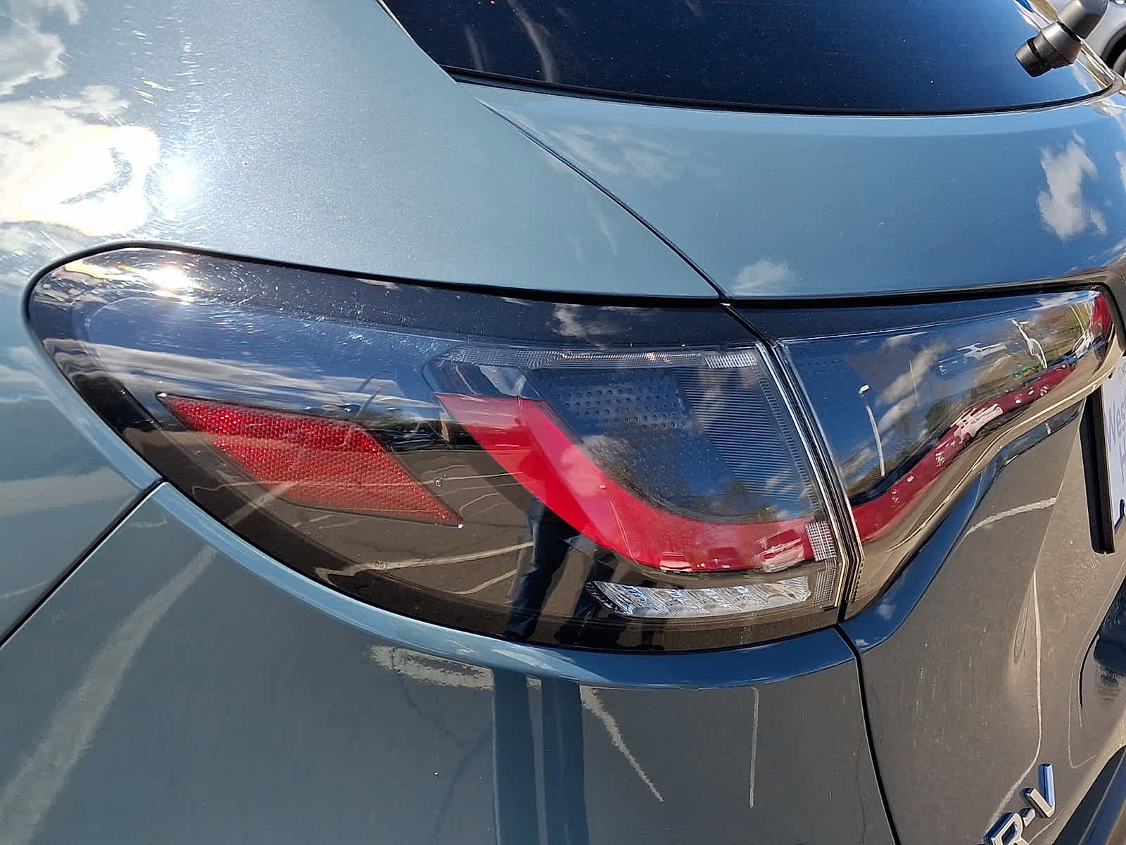 Certified 2025 Honda HR-V Sport image 11