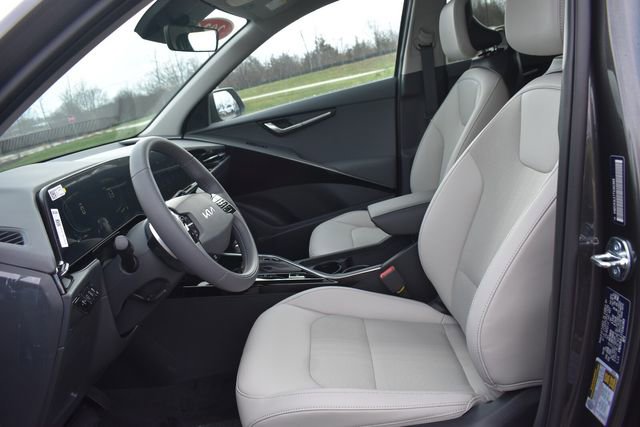 New 2026 Kia Niro EX FWD image 25
