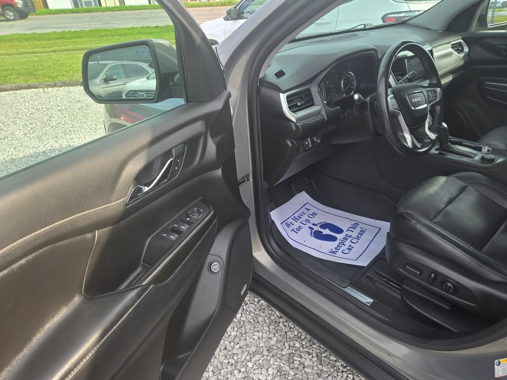 Used 2019 GMC Acadia SLT FWD image 6