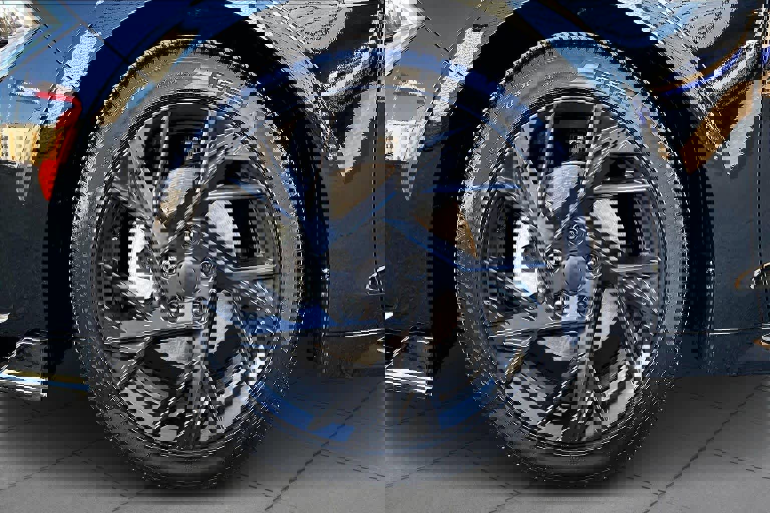 Used 2025 Kia K5 GT-Line w/ GT-Line Premium Package image 10