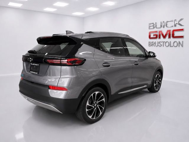 Certified 2022 Chevrolet Bolt EUV Premier w/ Super Cruise Package FWD image 8