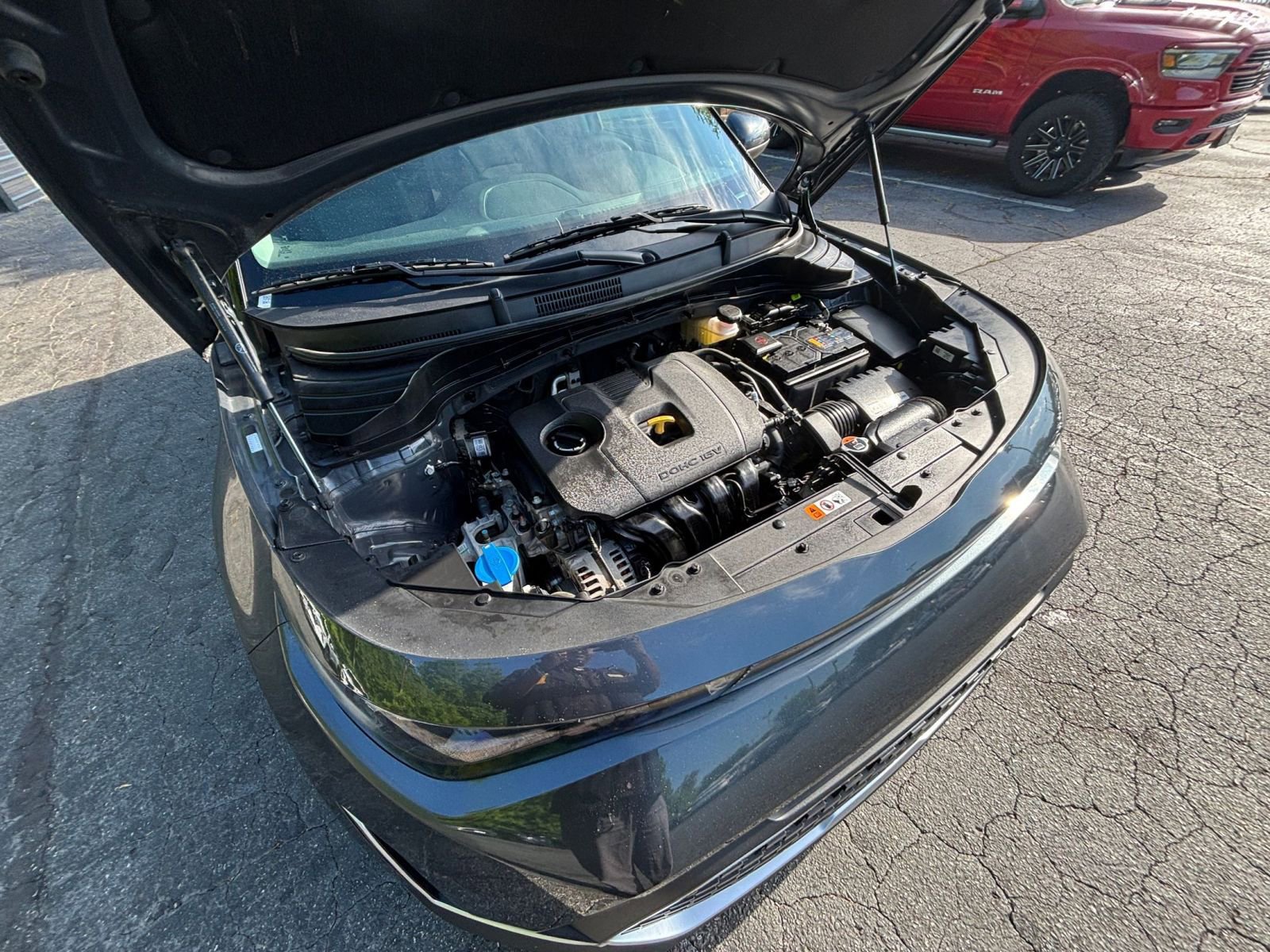 Used 2025 Kia Soul LX w/ LX Technology Package FWD image 27