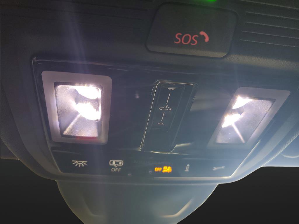 New 2025 Volkswagen GTI SE image 27