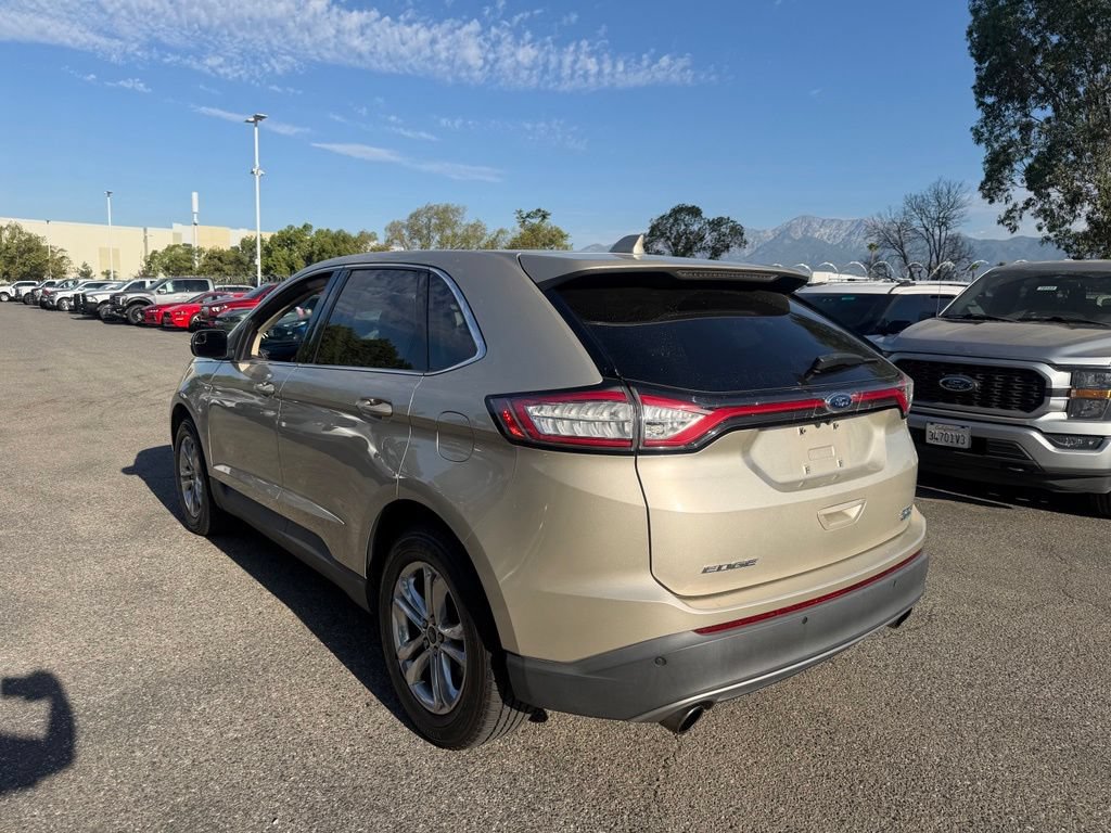 Used 2018 Ford Edge SEL w/ Equipment Group 201A FWD image 3
