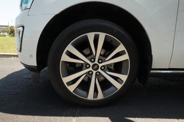 Used 2020 Ford Expedition Limited w/ Equipment Group 302A AWD/4WD image 39