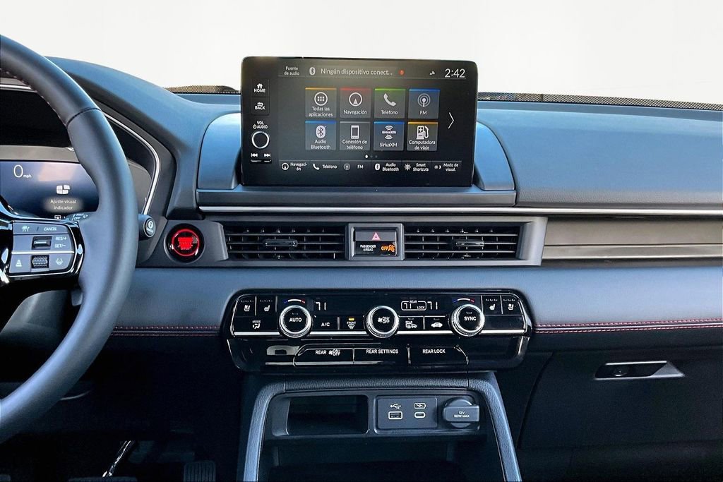 Certified 2025 Honda Pilot Black Edition image 9