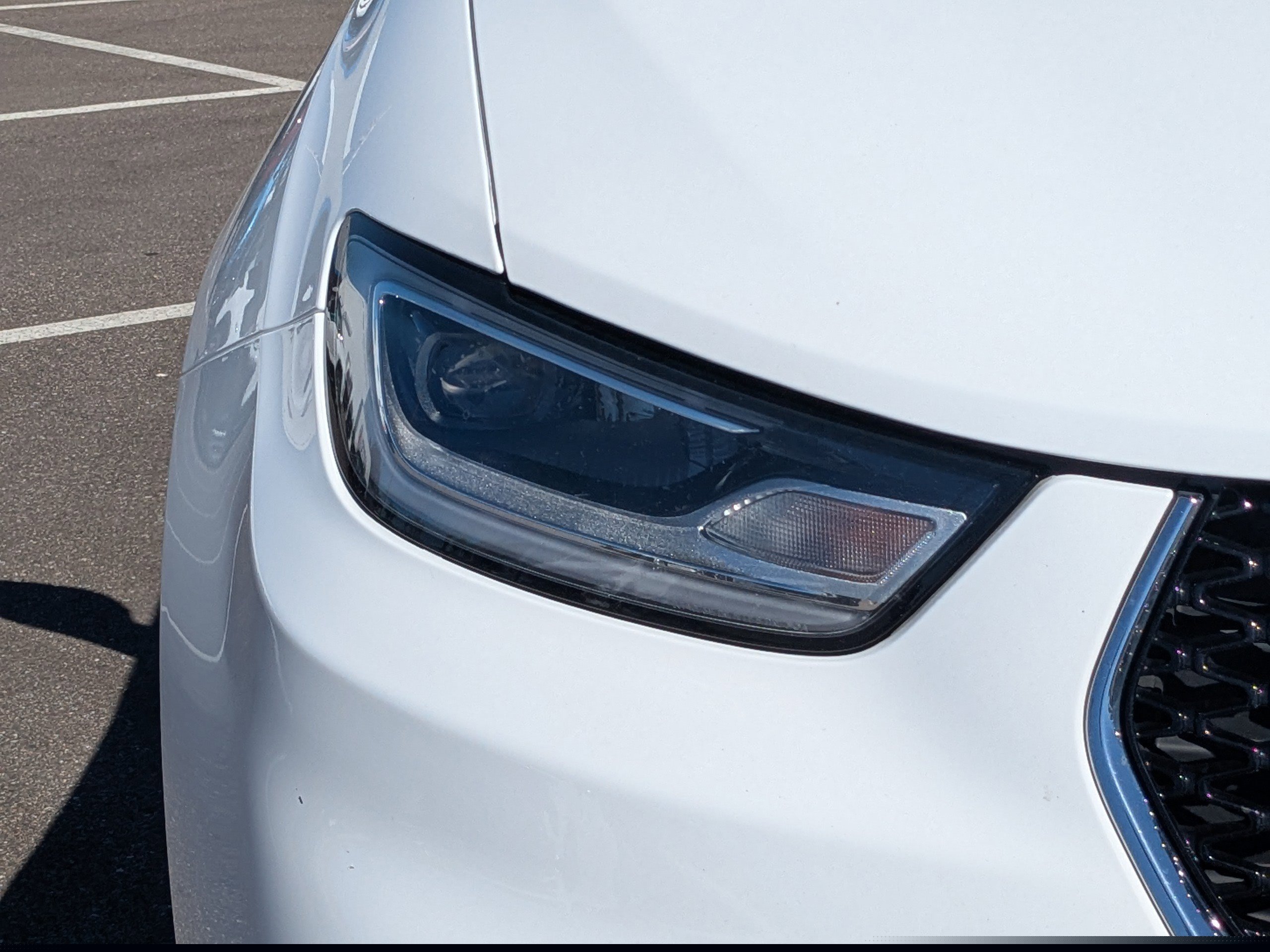 Used 2024 Chrysler Pacifica Touring-L image 9